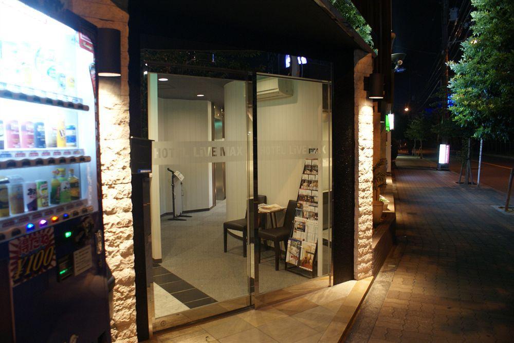 Hotel Livemax Budget ShinOszaka Kültér fotó