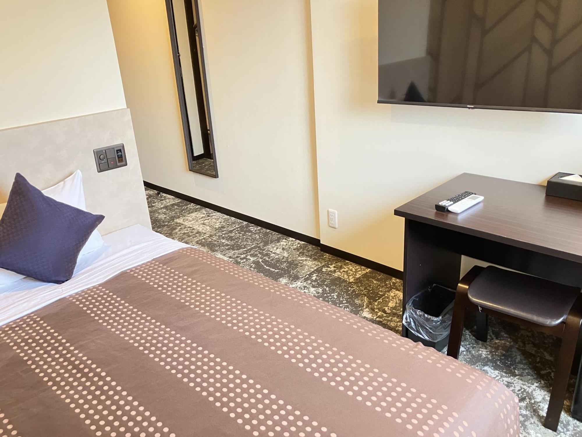 Hotel Livemax Budget ShinOszaka Kültér fotó